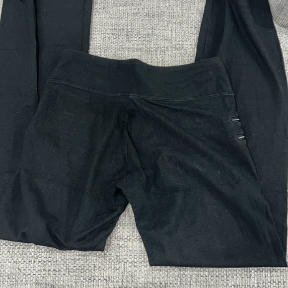 Victoria Secret Sport Bootcut Yoga Pants with fake Zippered Pockets Large Black - Picture 3 of 5